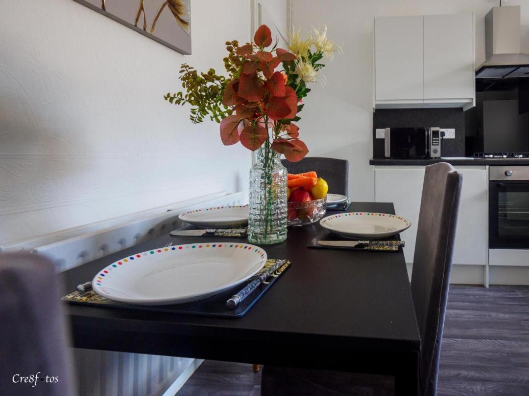 12 Cornwallis Lodge Family Room 1 Stoke-on-Trent 外观 照片